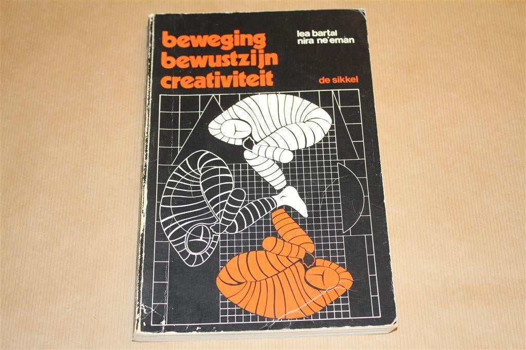 Beweging, bewustzijn, creativiteit, Boeken, Ophalen of Verzenden, Gelezen, Overige onderwerpen, Achtergrond en Informatie