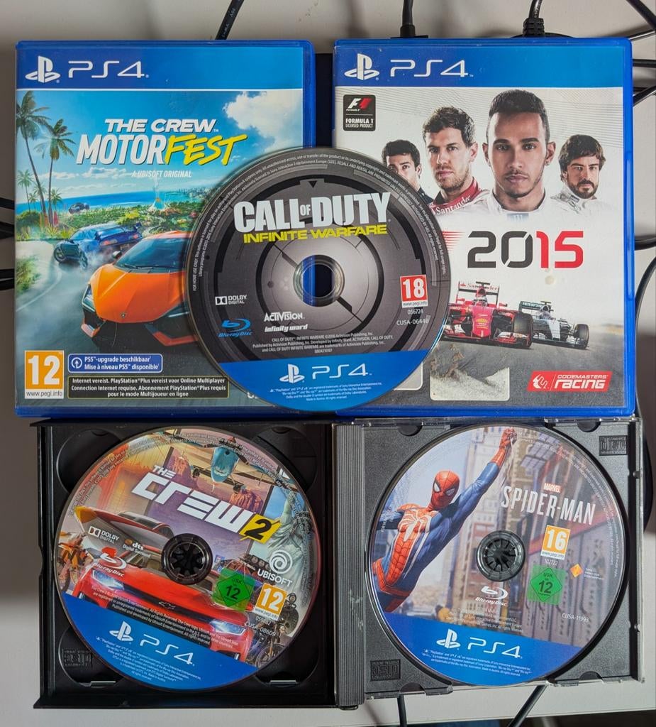 PlayStation 4 Slim 500GB - Metallic Blue Controller - 5 Gam, 1 speler, Ophalen, Racen en Vliegen, Vanaf 7 jaar