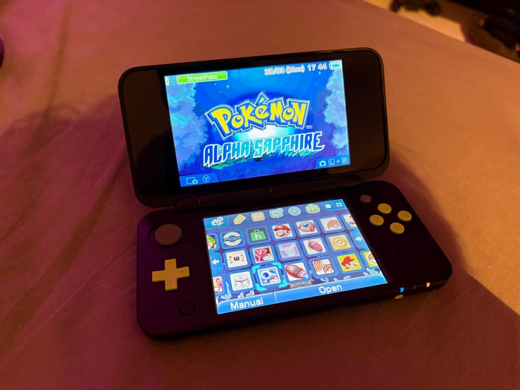 Nintendo New 2DS XL lime groen/zwart, Met games, 2DS XL, Ophalen of Verzenden, Zo goed als nieuw