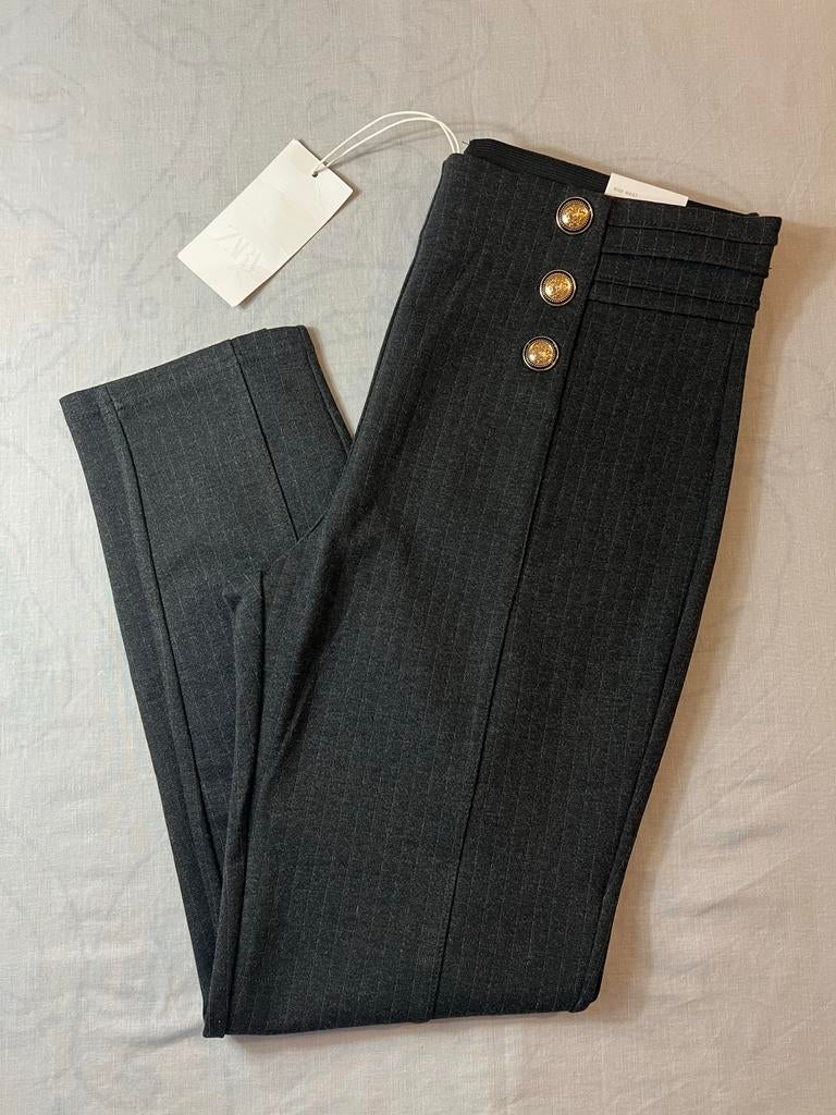 Zara Pinstripe Broek Met Gouden Knopen, maat XL, Maat 46/48 (XL) of groter, Nieuw, Ophalen of Verzenden, Grijs