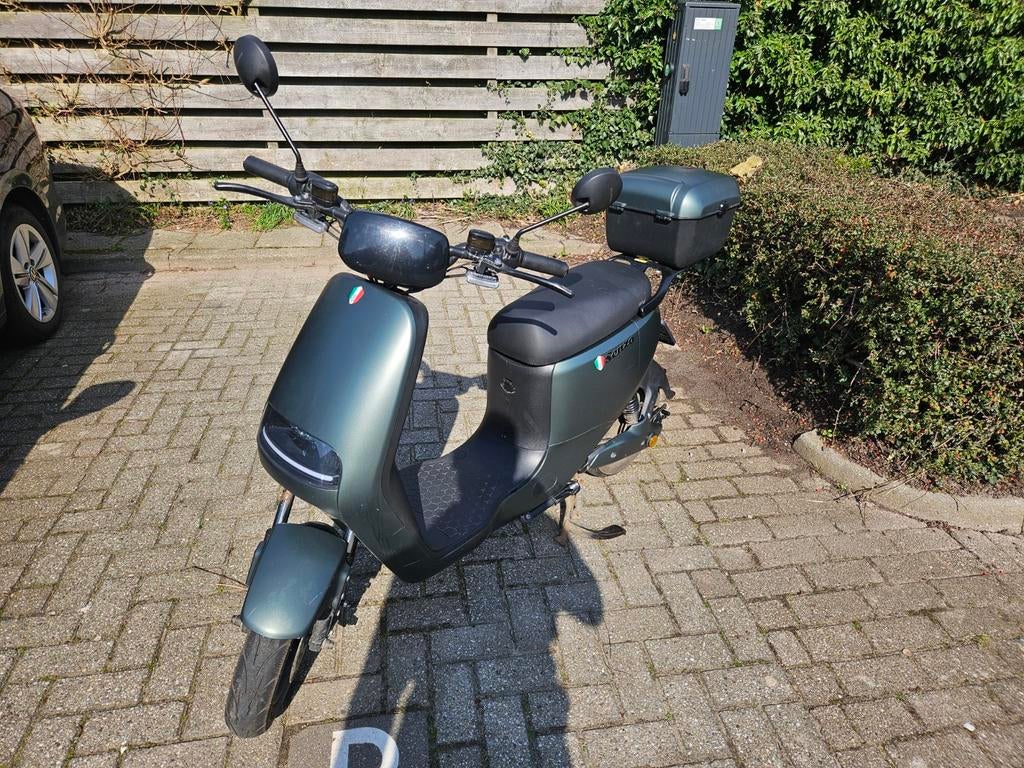 Senzo Balance 1.0 electrische scooter, Fietsen en Brommers, Snorfietsen en Snorscooters, Ophalen, Elektrisch, Overige merken