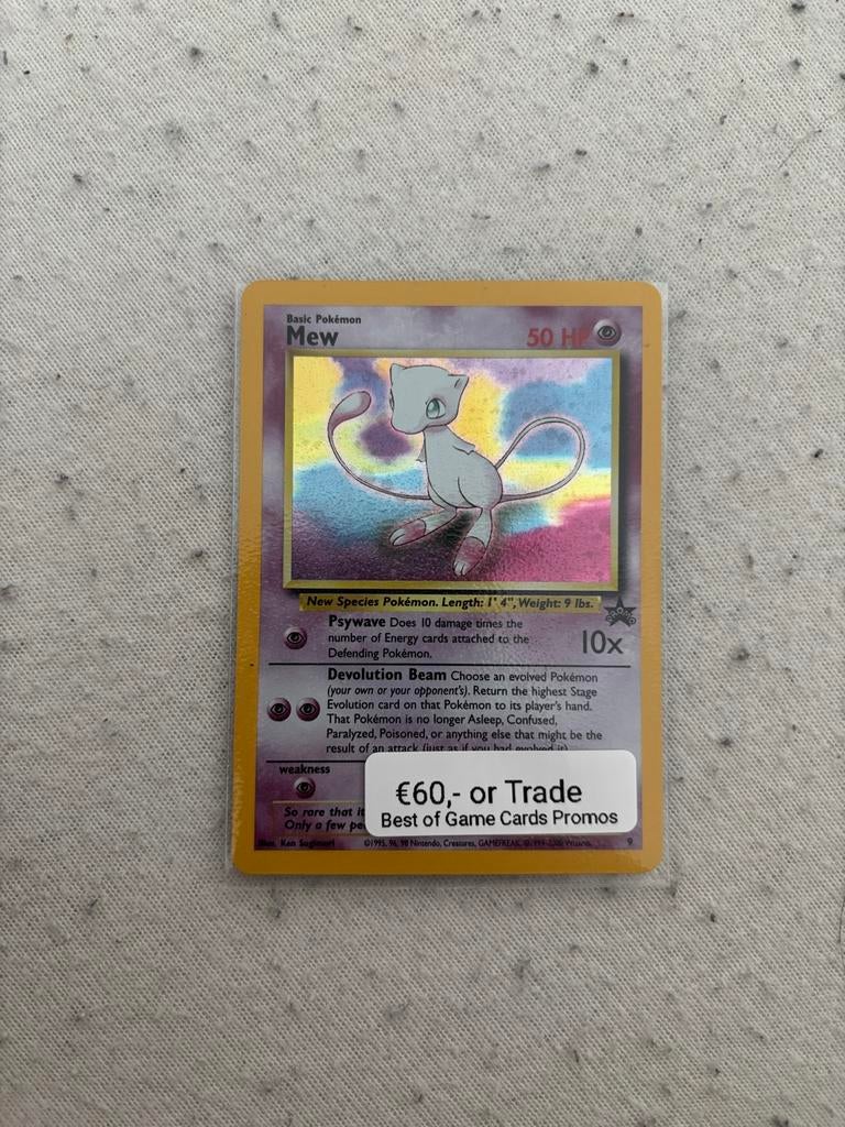 Mew Pokémon Kaart - Zeldzaam en Holografisch, Ophalen of Verzenden, Zo goed als nieuw, Losse kaart, Foil
