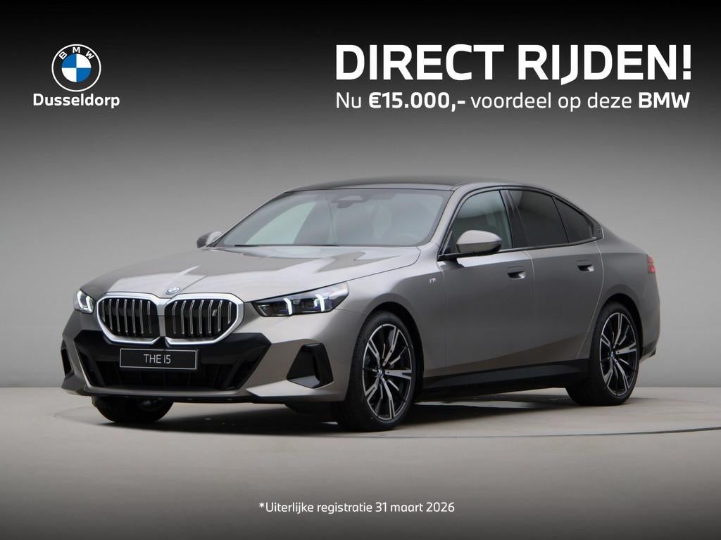 BMW i5 eDrive40 M Sport Edition 84 kWh (bj 2026, automaat), Auto's, Automaat, 2095 kg, Achterwielaandrijving, Zwart