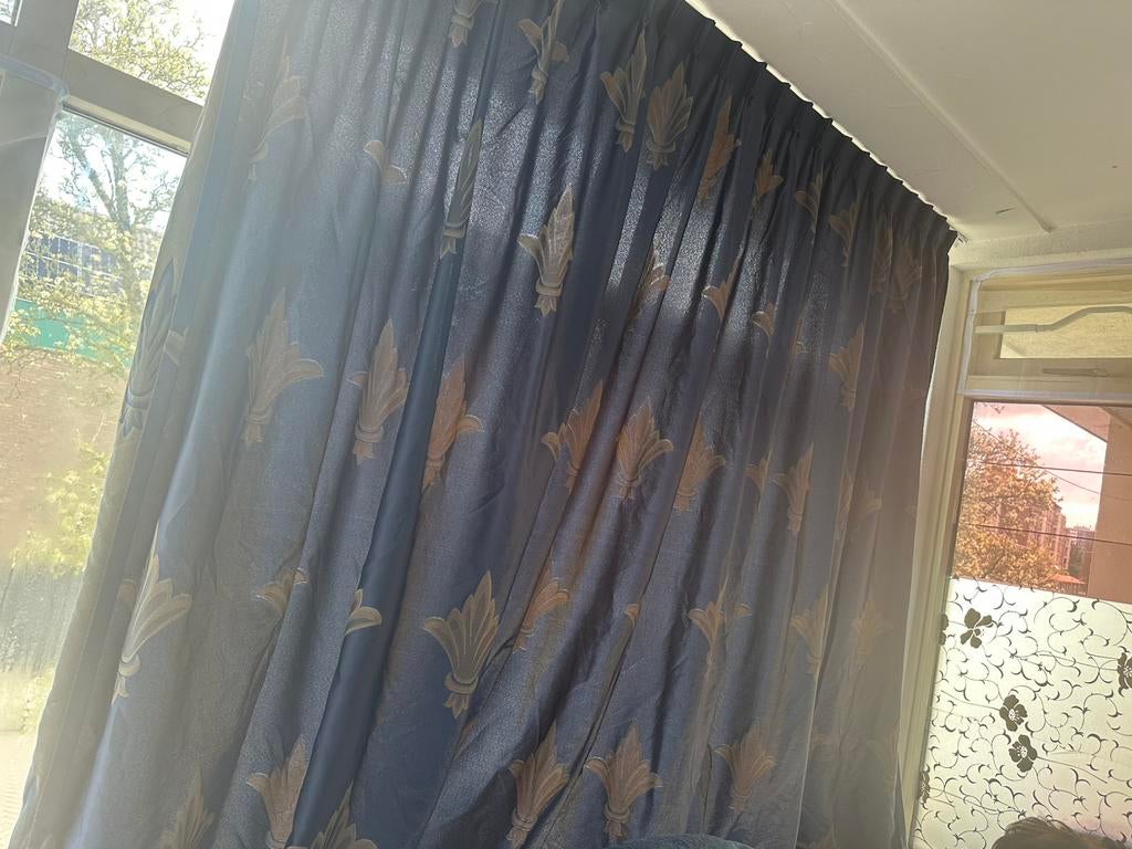 Blauwe Gordijnen, Huis en Inrichting, Ophalen of Verzenden, Zo goed als nieuw, 200 cm of meer