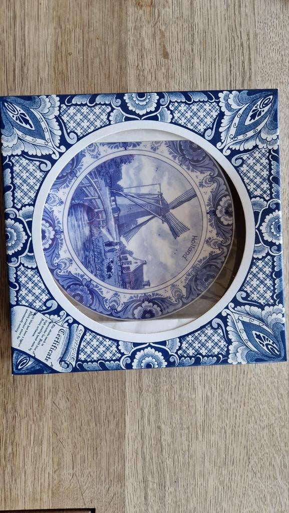 Origineel Delfts blauw bord, nog in verpakking, Antiek en Kunst, Ophalen of Verzenden