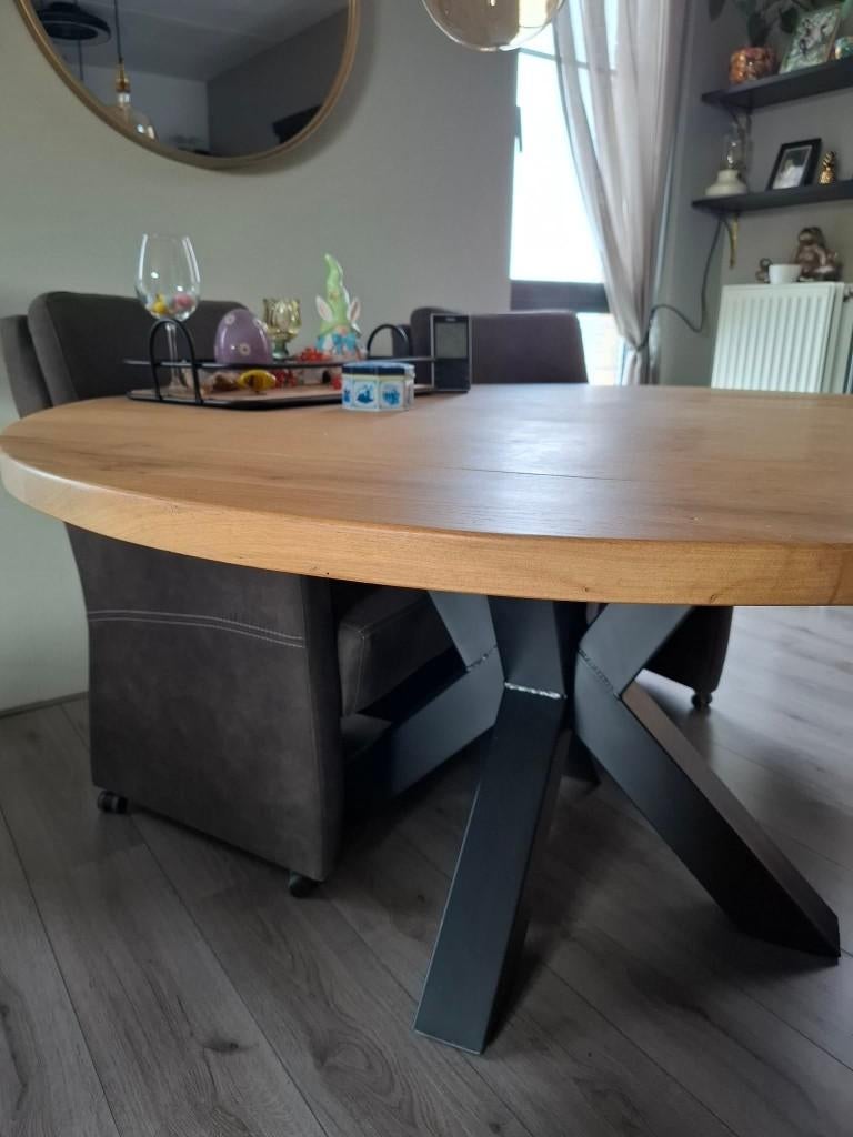 Ronde lichteiken tafel, Huis en Inrichting, Tafels | Eettafels, Ophalen, Rond, Zo goed als nieuw, Vijf personen of meer