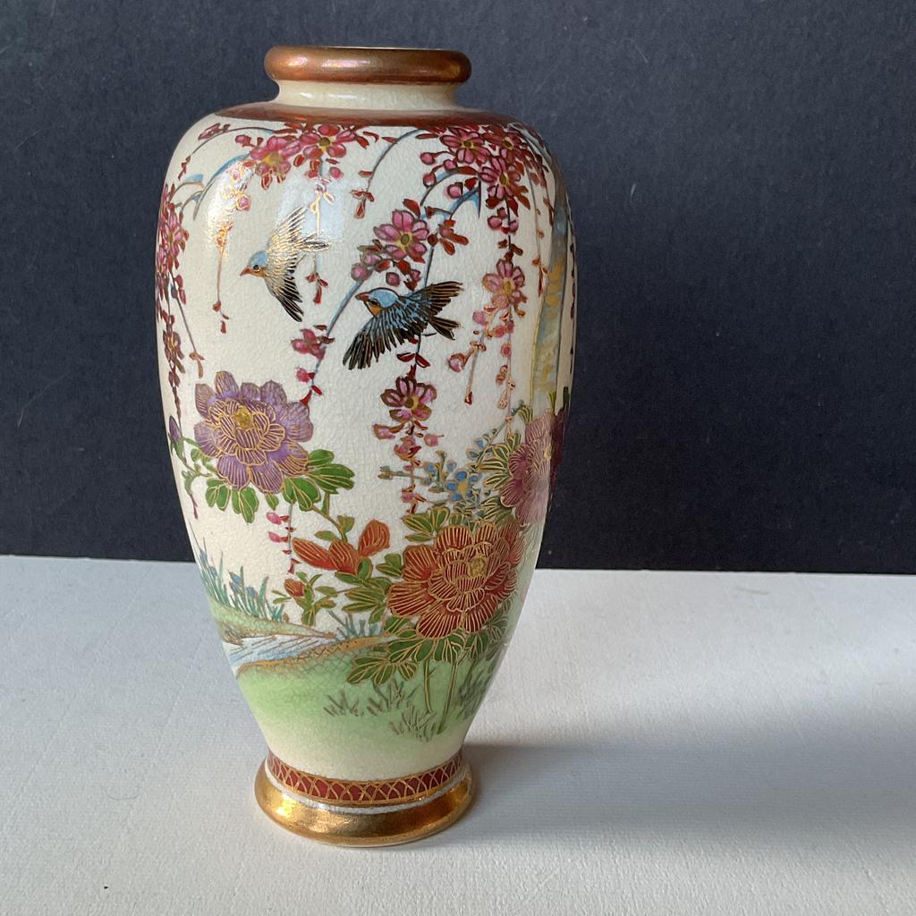 Japan Satsuma vaasje met vogels en bloemen, Antiek en Kunst, Verzenden