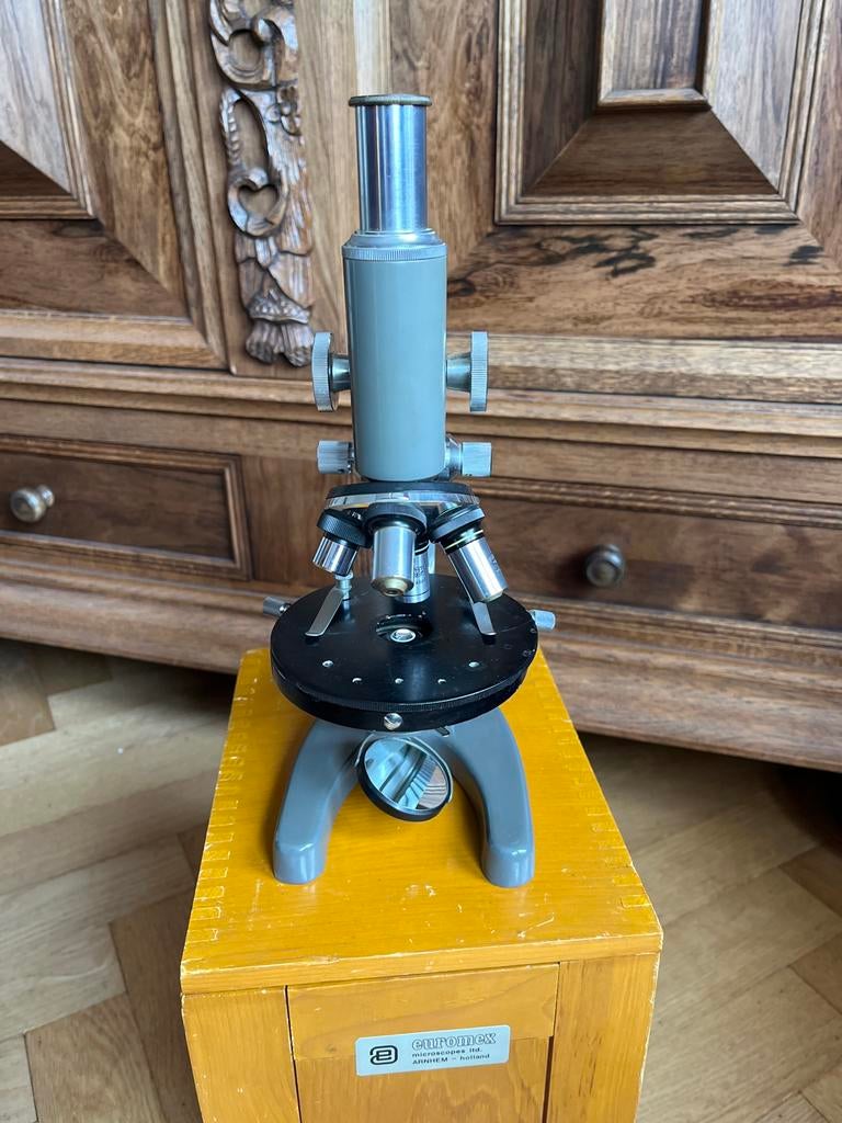 Vintage Euromex Biologische Microscoop met Koffer, Ophalen of Verzenden, Gebruikt, 400x tot 1000x, Biologische microscoop