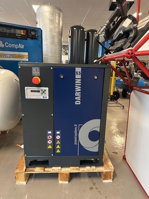 Schroefcompressor Uit Voorraad 5.5kw 7.5kw 11kw 15kw 22kw, Ophalen