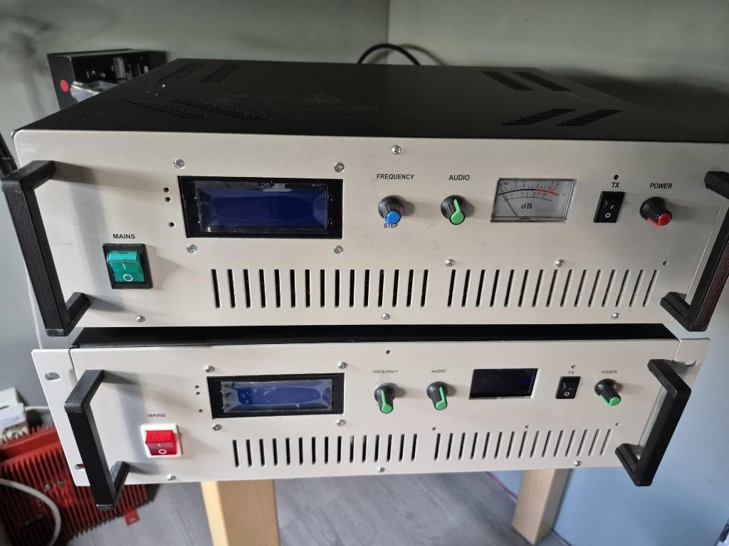500 watt carrier middengolfzender pwm audio, Telecommunicatie, Ophalen of Verzenden, Nieuw, Zender