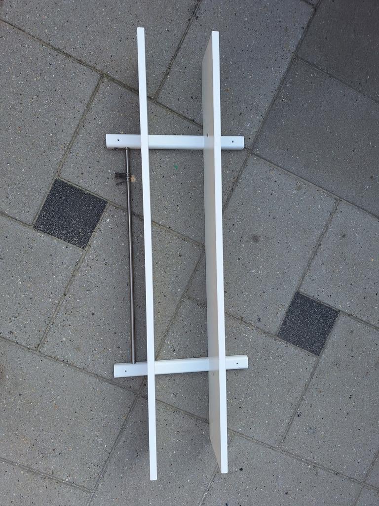 IKEA wandplank wit met roede en haakjes, Ophalen of Verzenden, Zo goed als nieuw