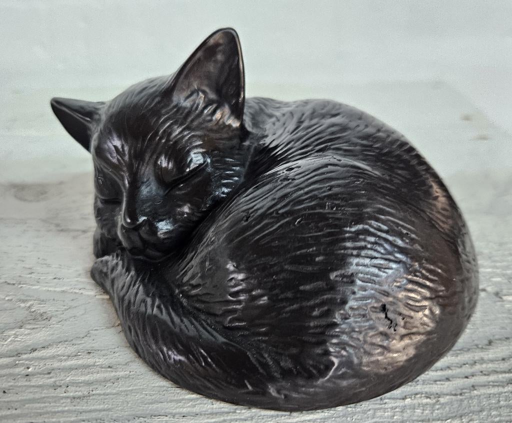SLAPENDE KAT // BRONZEN URN / brons/ dierenurn /asurn, Huis en tuin decoratie Marie, Nieuw, Info@huisentuindecoratiemarie.nl, Peize