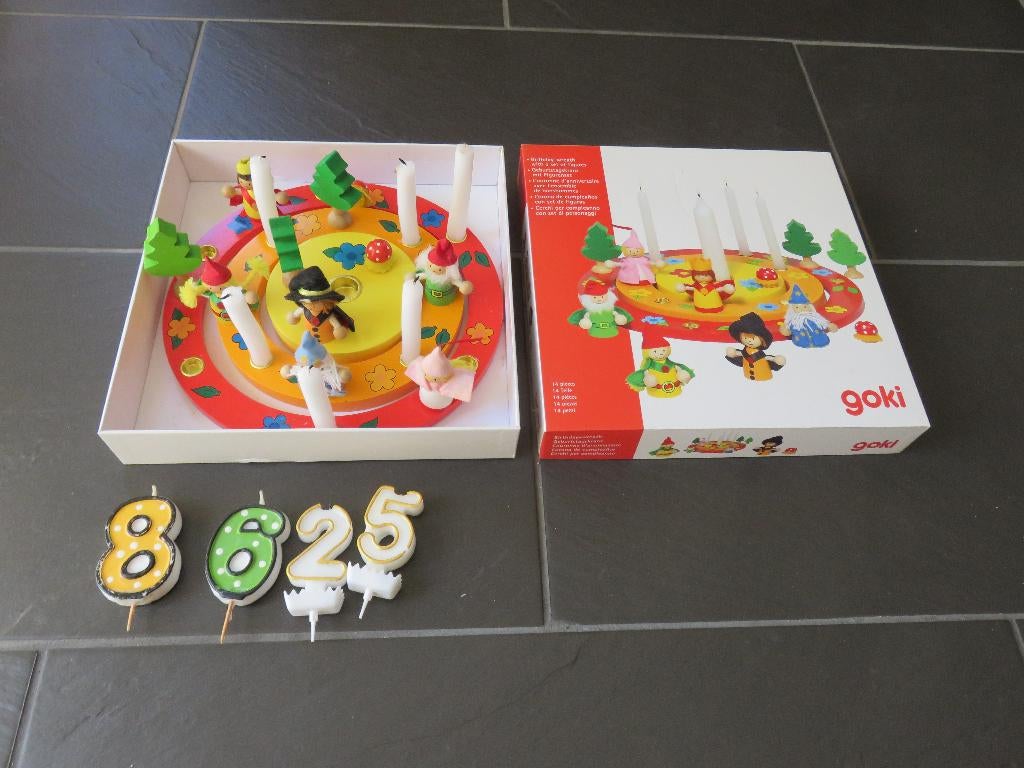 Verjaardagskrans met speelfiguren en kaarsen. Mooie set, Kinderen en Baby's, Speelgoed | Educatief en Creatief, Gebruikt, Knutselen