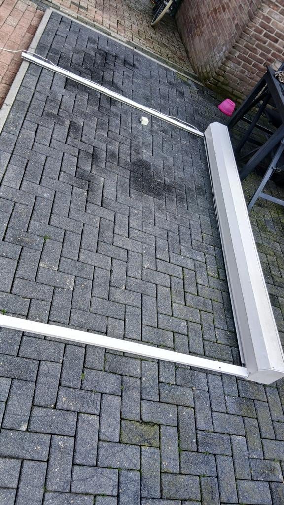 Elektrisch rolluik, Ophalen, Gebruikt, 200 cm of meer, 200 cm of meer