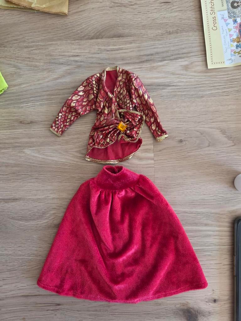 Barbie kledingsetje set haute couture 1984, Verzamelen, Poppen, Ophalen of Verzenden, Gebruikt, Kleertjes