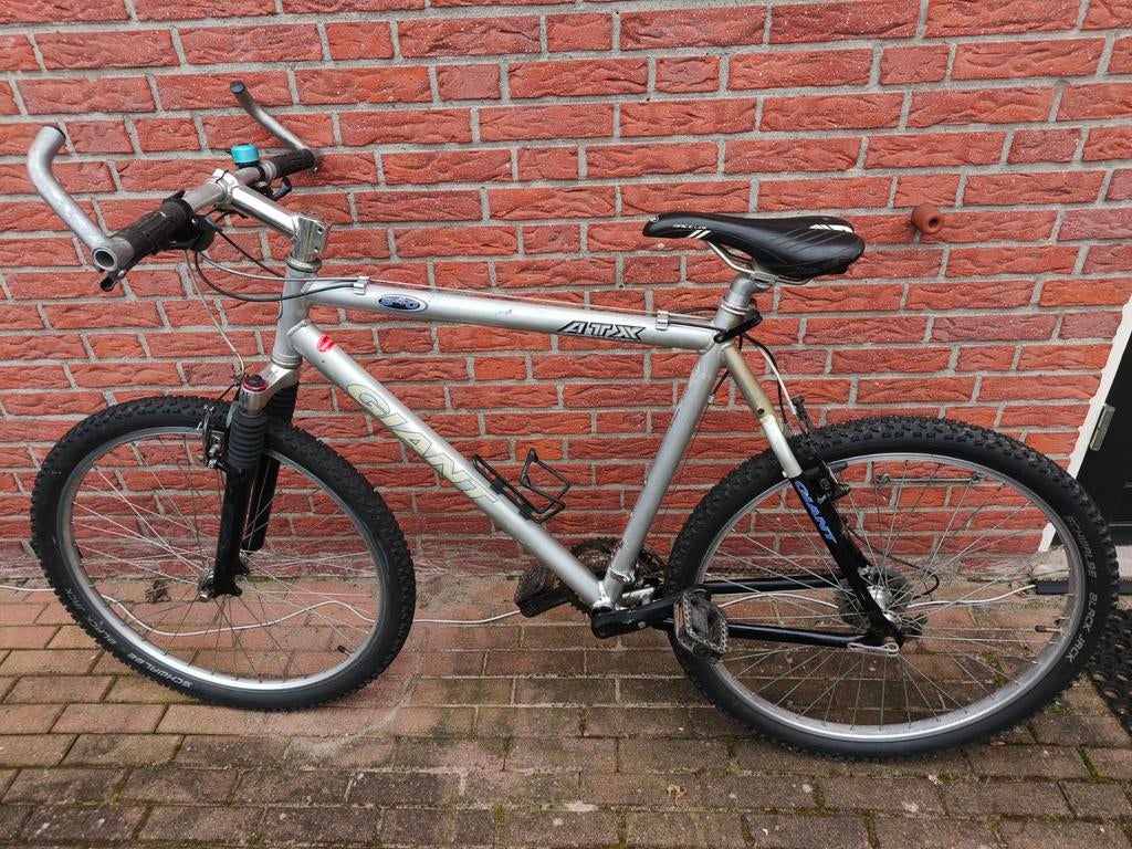 Giant Mountainbike 24 versnelling en voorvorkvering, Ophalen, Gebruikt, Giant