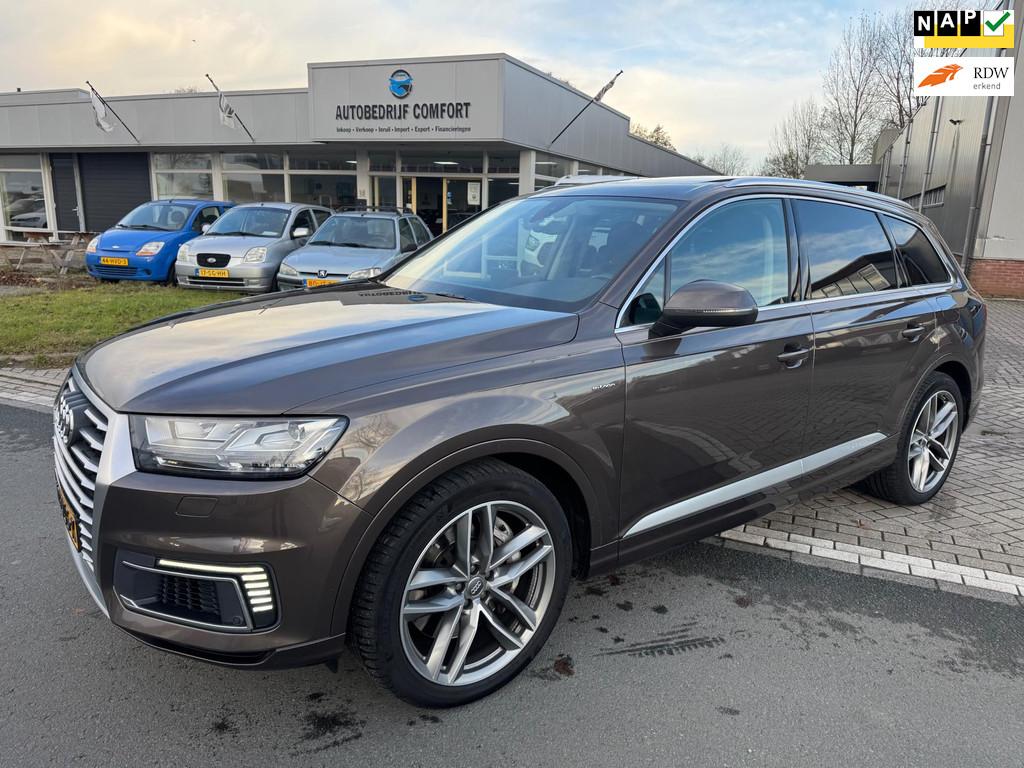 Audi Q7 3.0 TDI e-tron quattro Prem. Carplay|Pano|Luchtverin, Auto's, Automaat, Gebruikt, Bruin, 259 pk