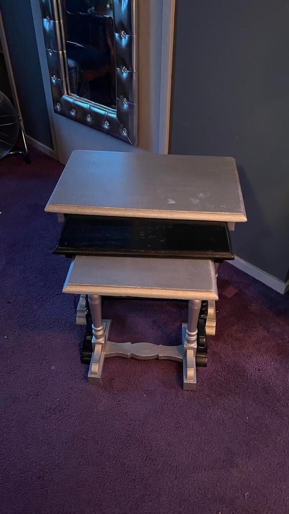 Set van 3 geverfde eikenhouten bijzettafeltjes, 45 tot 60 cm, Gebruikt, Rechthoekig, Hout