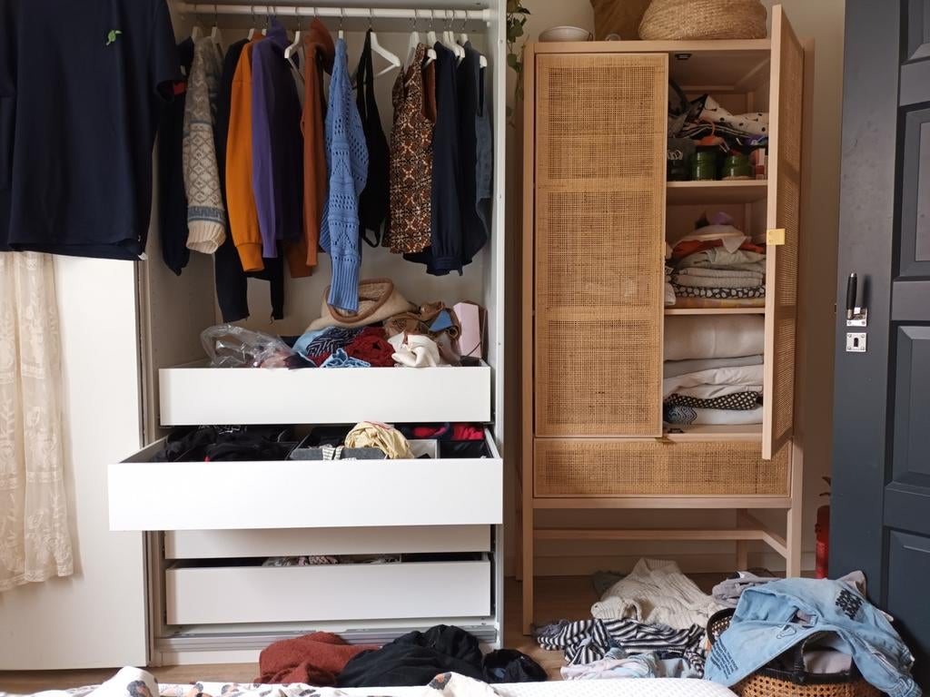 Linen hout/webbing Doddy kast Leenbakker., Gebruikt, Met deur(en), 150 tot 200 cm, 25 tot 50 cm