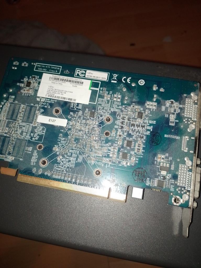 AMD Radeon 1GB Low Profile Videokaart, Computers en Software, Gebruikt, AMD, GDDR, Ophalen of Verzenden