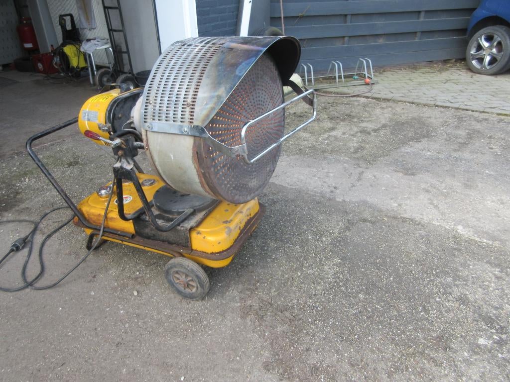 VAL 6 heater, Ophalen, 30 tot 80 cm, Gebruikt, Kachel