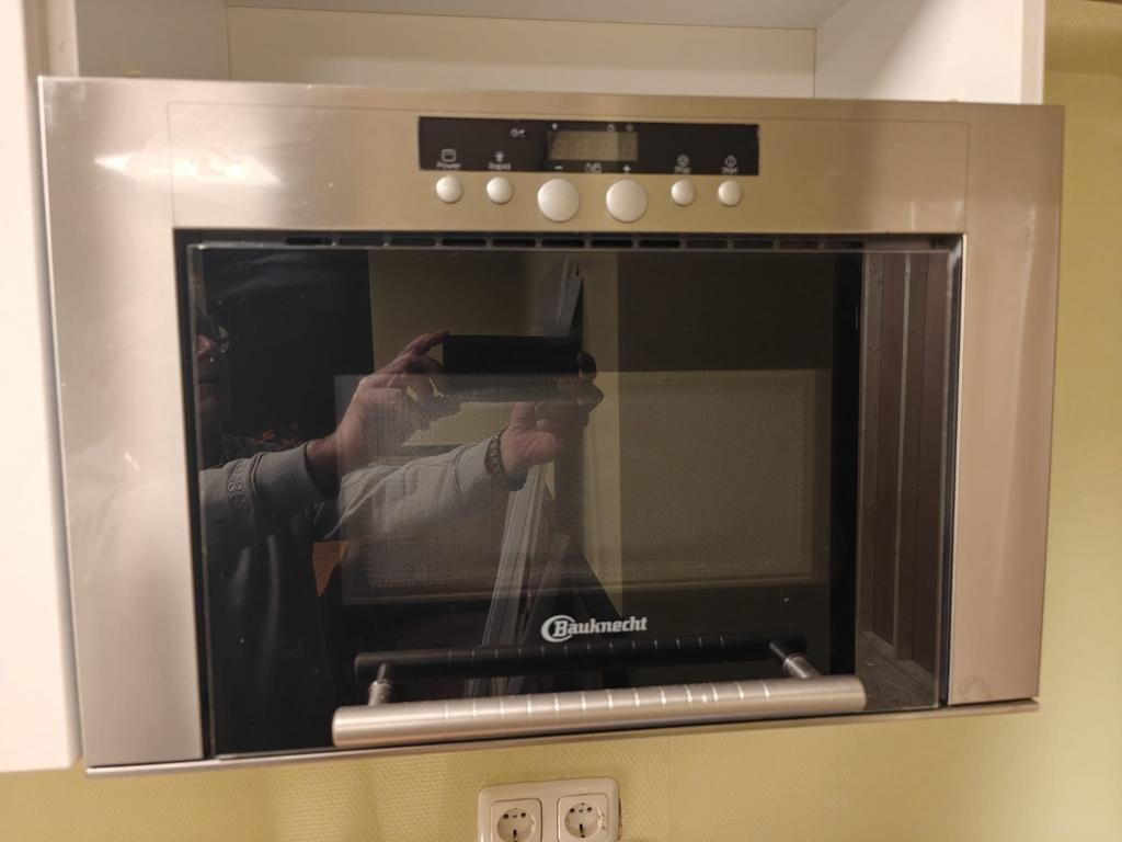 Bauknecht magnetron, Ophalen of Verzenden, Zo goed als nieuw