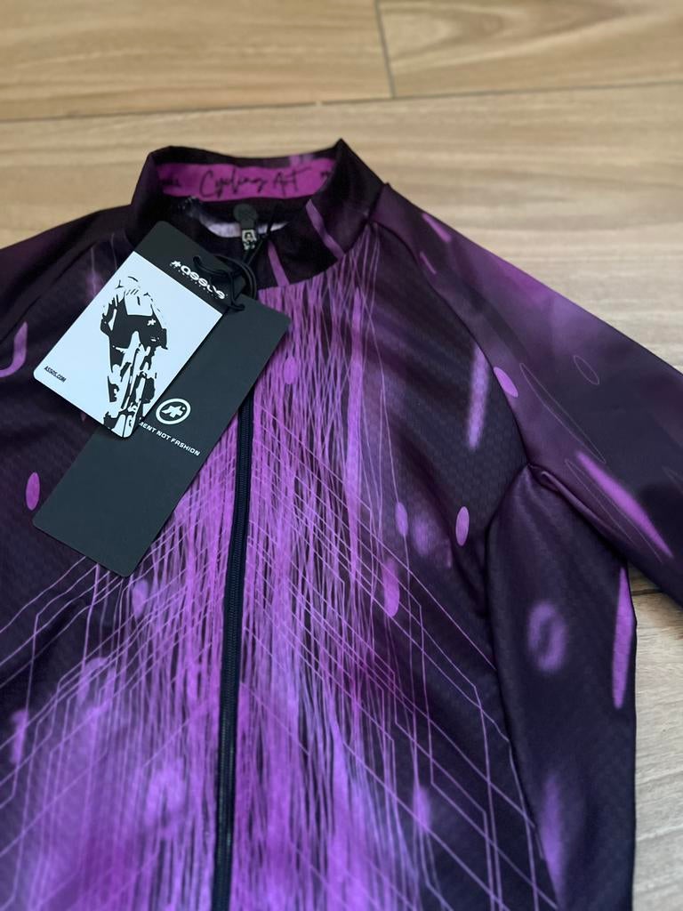 Assos jersey/ shirt. Nieuw met labels, Zwart, Nieuw, Ophalen of Verzenden, Hardlopen of Fietsen