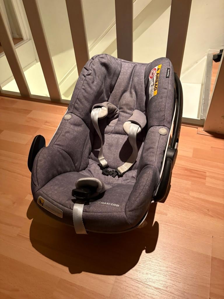 Maxi Cosi Pebble Plus + Maxi Cosi base 2Wayfix, Ophalen, Gebruikt, Verstelbare rugleuning, Isofix