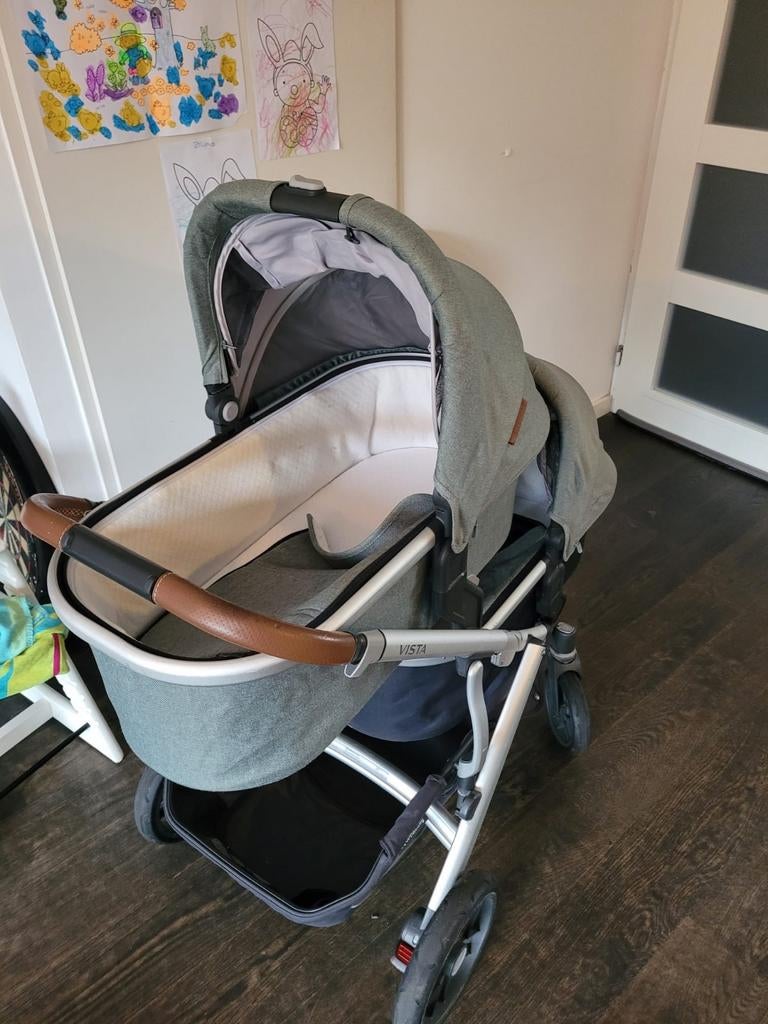 Tweeling kinderwagen met reiswieg en zitje, Kinderen en Baby's, Kinderwagens en Combinaties, Ophalen, Zo goed als nieuw, Overige merken
