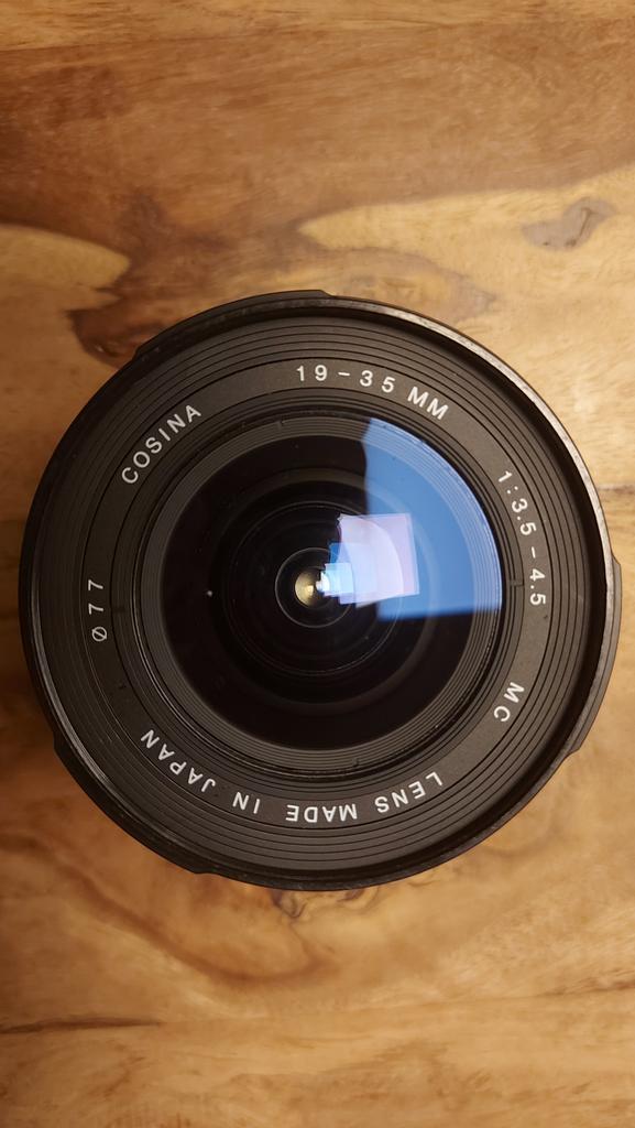 Cosina lens 19 - 35 mm F / 3.5 - 4.5 MC Macro AF Zoom, Ophalen of Verzenden, Zo goed als nieuw, Zoom
