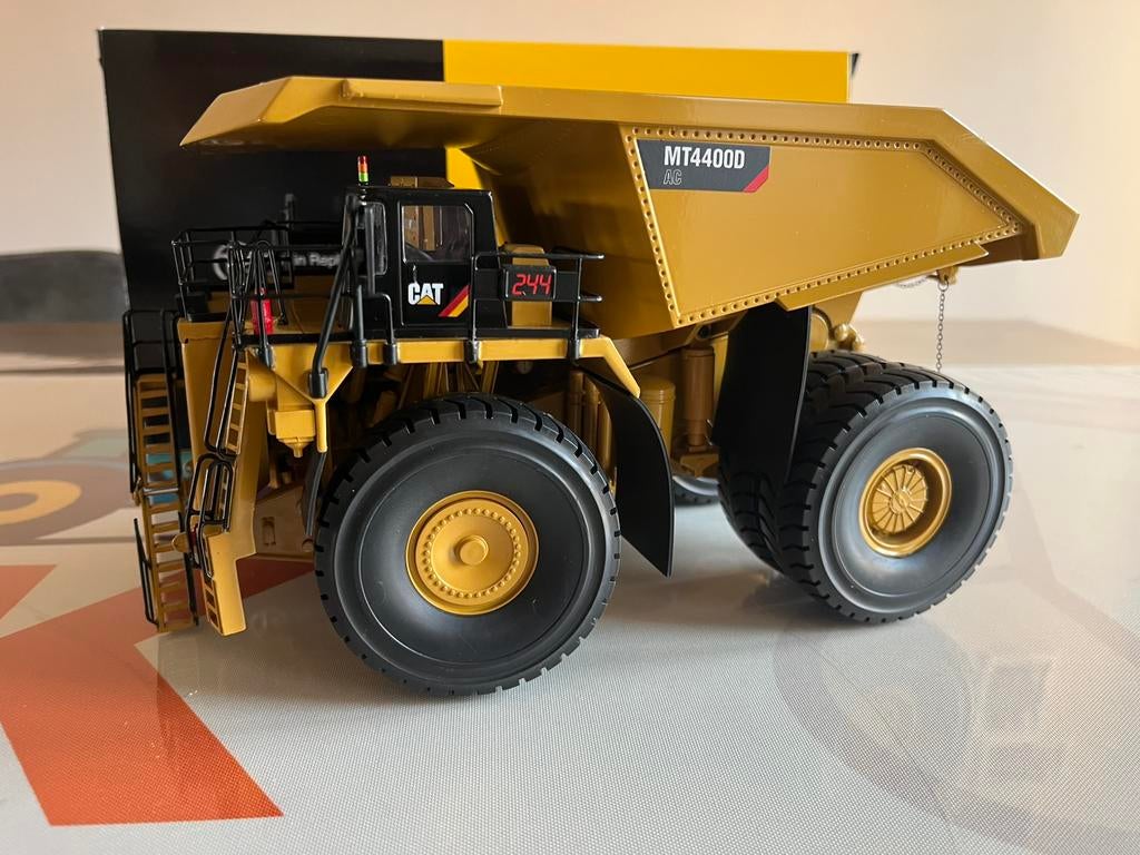 Caterpillar MT 4400 D AC dumper Tonkin nieuw, Ophalen of Verzenden, Nieuw, Hijskraan, Tractor of Landbouw, Overige merken