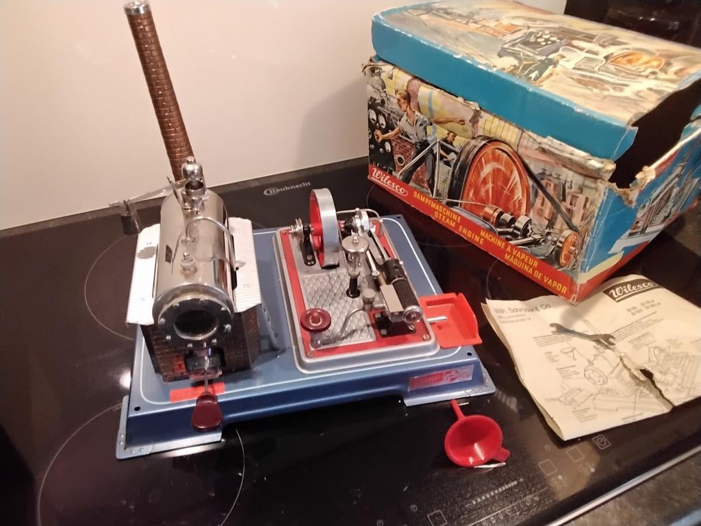 Stoommachine Wilesco D16 in de    niet zo,n fraaie doos, Ophalen, Zo goed als nieuw, Groter dan 1:32