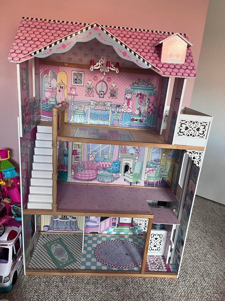 Barbie huis met lift, meubels en veel accessoires, Ophalen, Gebruikt, Poppenhuis