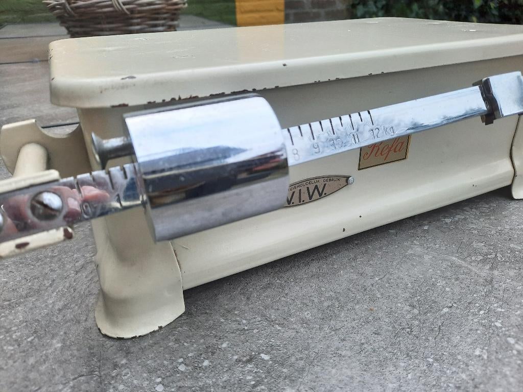 Vintage babyweegschaal (Refa), Kinderen en Baby's, Badjes en Verzorging, Ophalen, Gebruikt, Overige typen