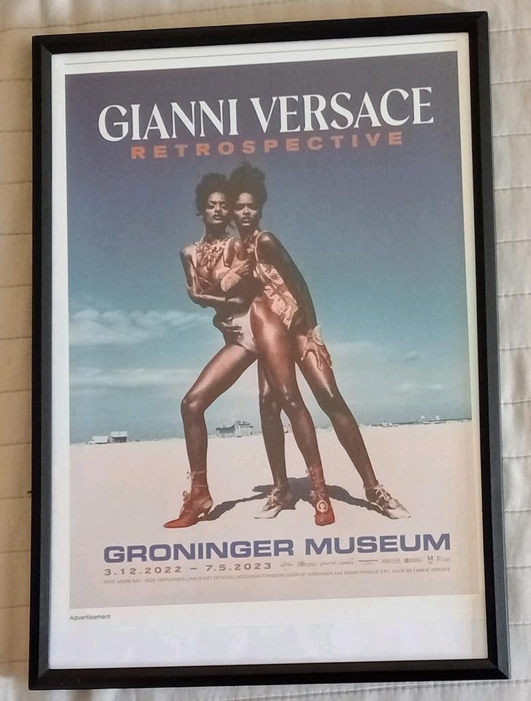 Gianni Versace affiche, Ophalen of Verzenden, 1980 tot heden, Tijdschrift