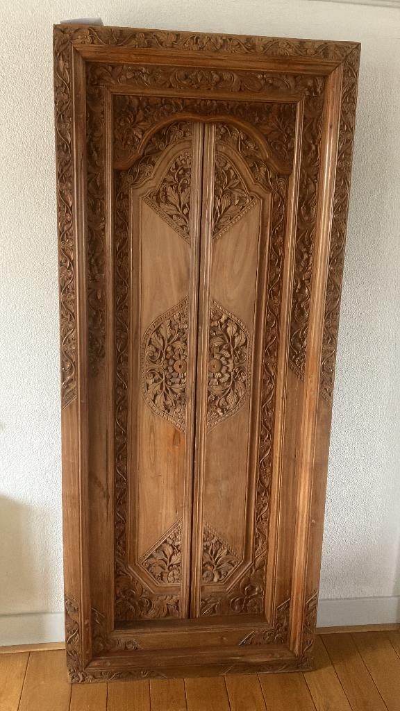 Teakhouten deur met prachtig houtsnijwerk, Huis en Inrichting, Ophalen, Onbekend, Zo goed als nieuw, Onbekend