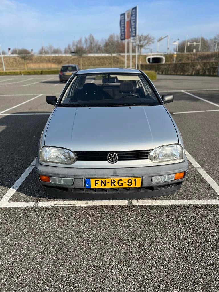 Volkswagen Golf 1.8 CL AUT U9 1992 Grijs, 1025 kg, Stof, 74 pk, Zwart