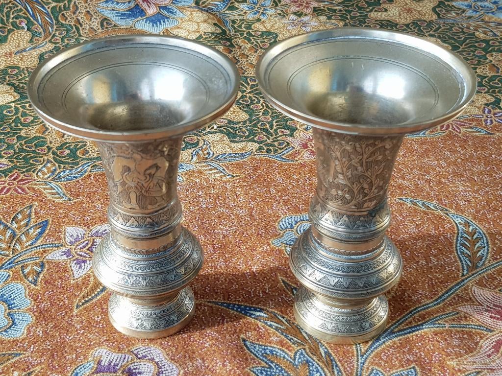 Prachtig stel antieke koperen vaasjes uit Indonesië 11,7 cm., Ophalen of Verzenden