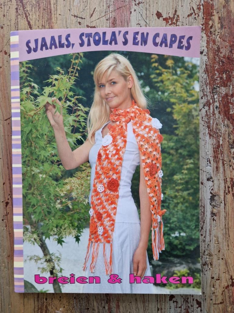 Haken en breien van sjaals, stola en capes, Ophalen of Verzenden, Breien, Patroon of Boek