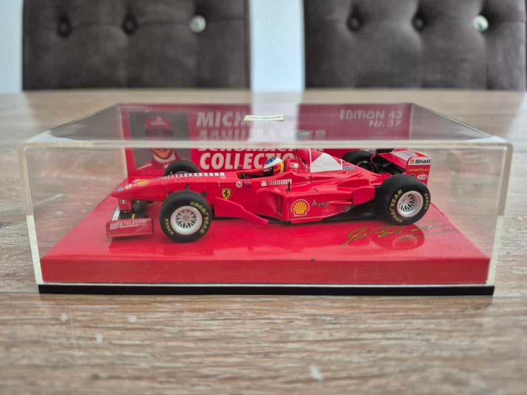 Michael Schumacher Ferrari F300, Ophalen of Verzenden, Zo goed als nieuw, Formule 1
