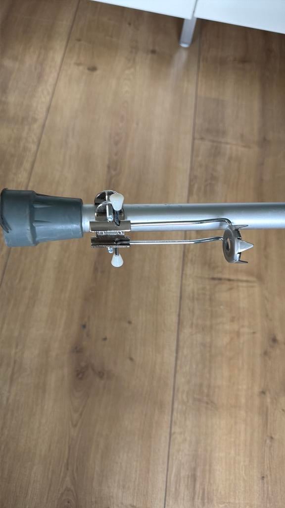 Spikes voor onder krukken, 2 stuks, Ophalen of Verzenden, Zo goed als nieuw, Wandelstok