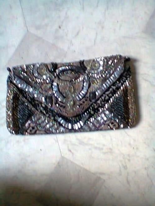 Dames Hand Tas Met Spikes Steentjes, Ophalen of Verzenden, Zo goed als nieuw, Overige kleuren, Handtas