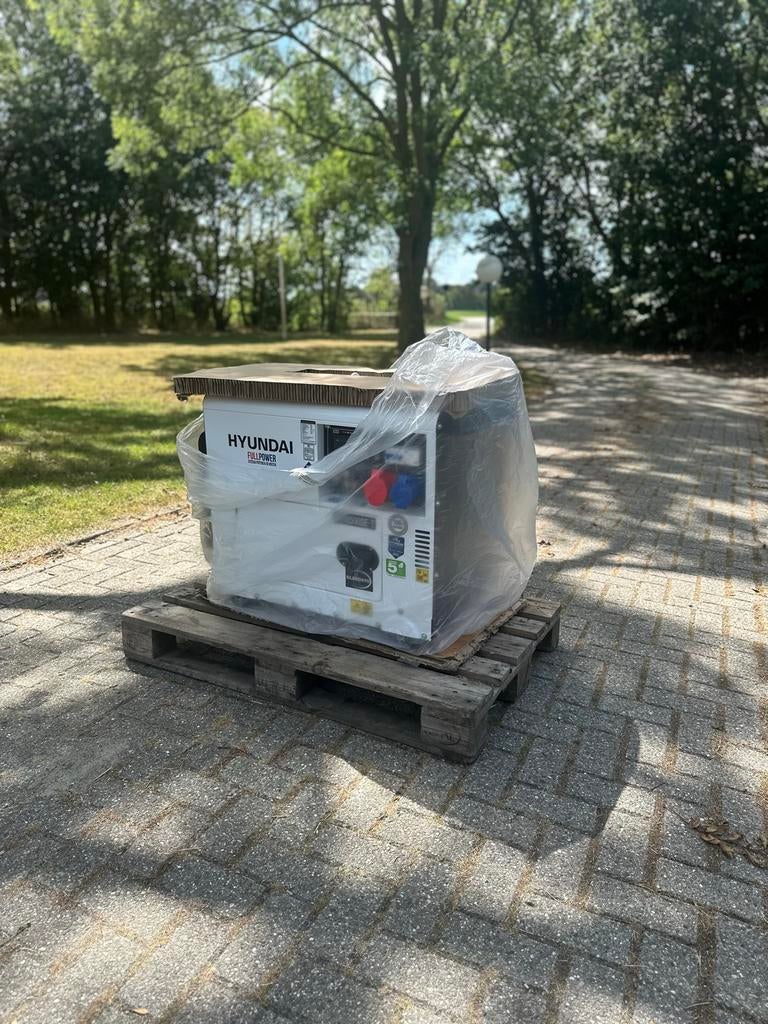 Hyundai Aggregaat/Generator, Doe-het-zelf en Verbouw, Ophalen, Nieuw