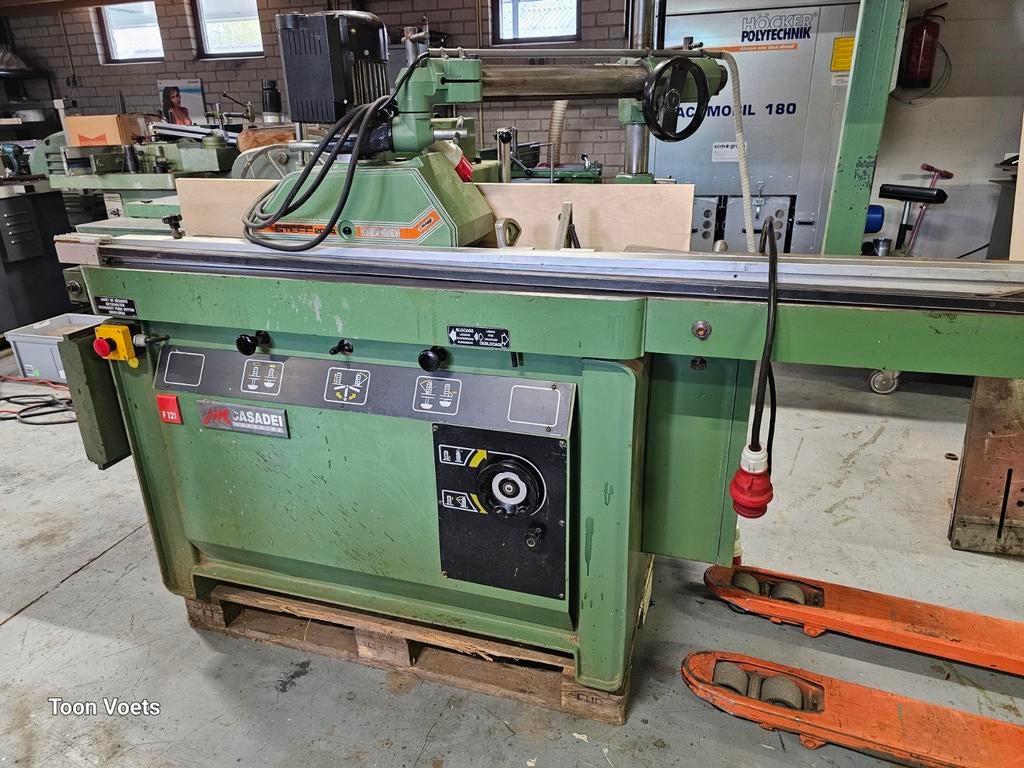 Freesmachine Casadei met pennentafel en Schuininstelbaar, Ophalen, Gebruikt, Overige soorten, Casadei SCM