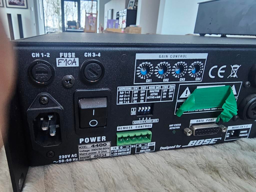 Bose Entero 4400 Power Amplifier - Topconditie!, Ophalen of Verzenden, Zo goed als nieuw, Bose, 120 watt of meer