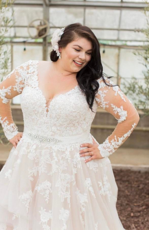 Sale! Korting t/m 75% Maat 44,46,48,50,52,54,56,58,60, Ophalen, Zo goed als nieuw, Blauw, Trouwjurk