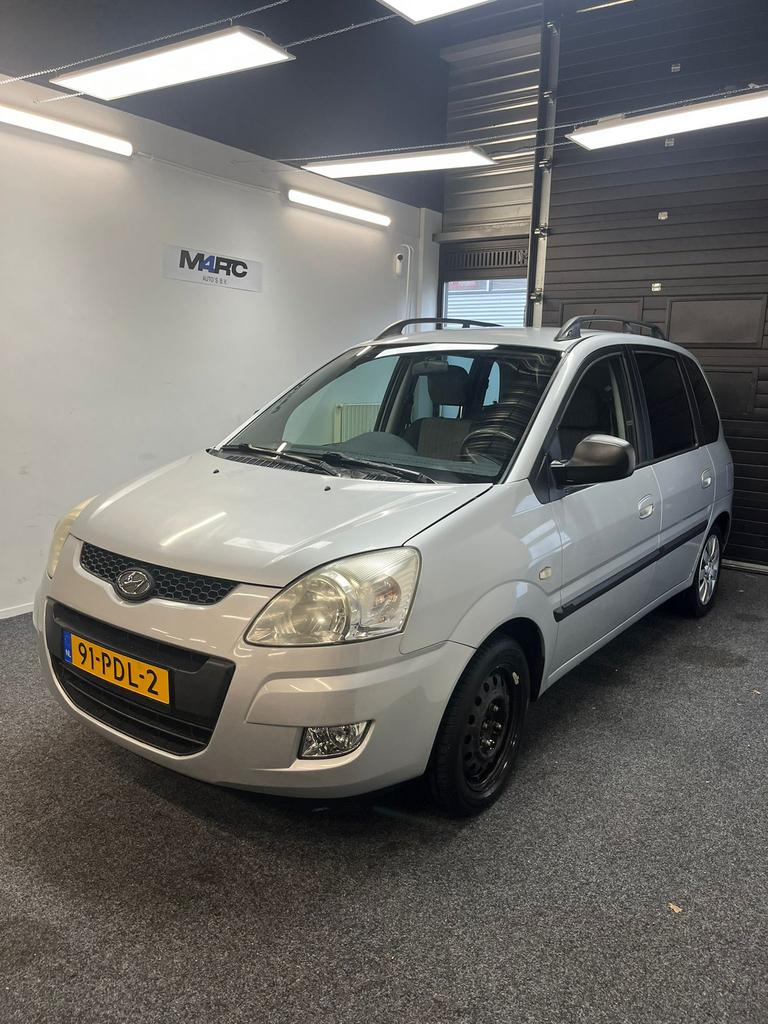 Hyundai Matrix 1.6 2011 Grijs, Auto's, Voorwielaandrijving, Matrix, Stof, 1599 cc