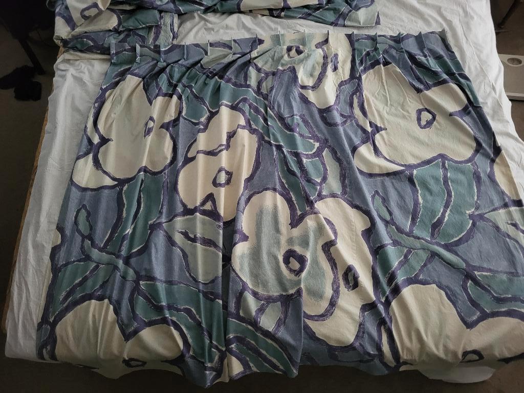 Gordijnen.     Hoogte 245 cm., Huis en Inrichting, Stoffering | Gordijnen en Lamellen, Gebruikt, 100 tot 150 cm, Wit, Blauw, Ophalen of Verzenden