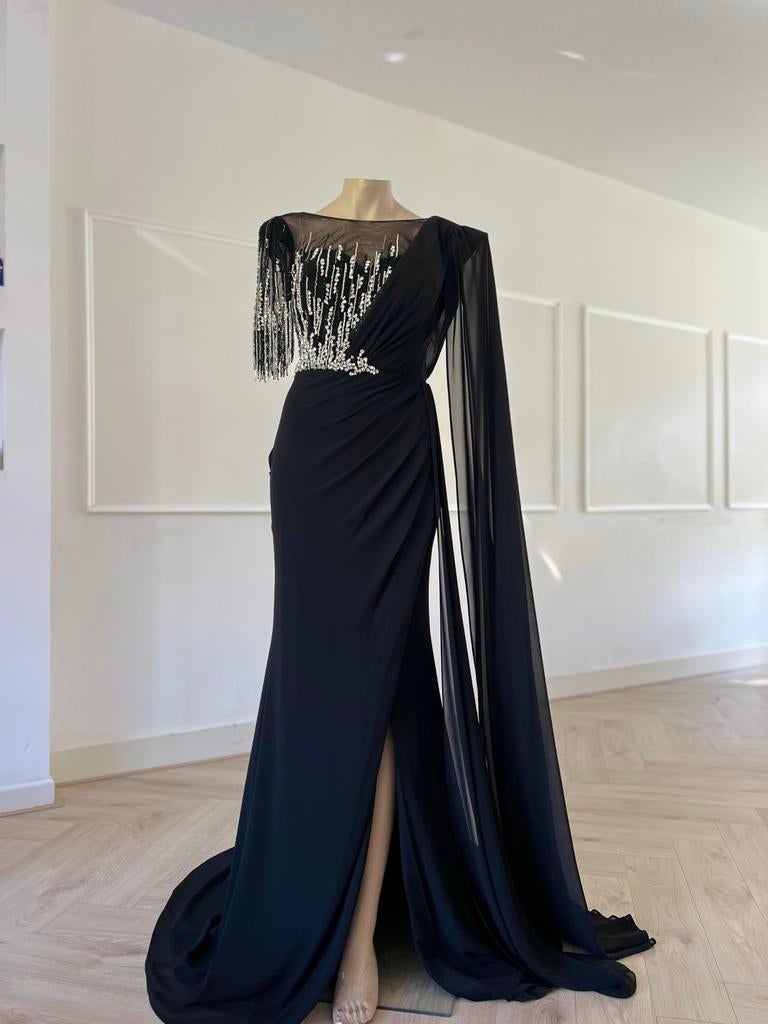 Elegante galajurk maat 36/38/40 te huur, Maat 38/40 (M), Galajurk, Zwart, Ophalen of Verzenden