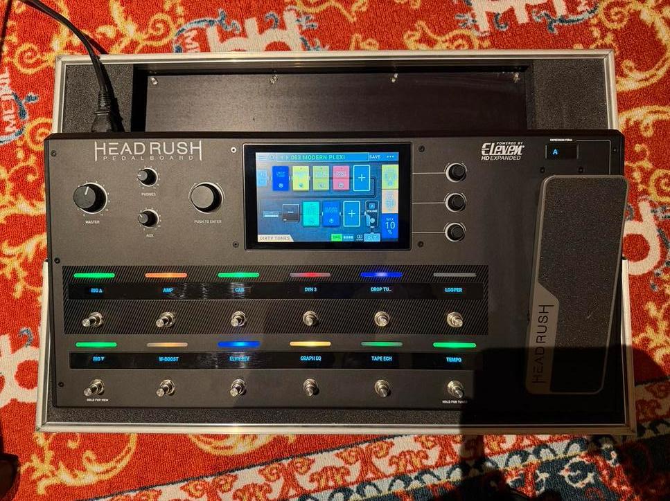 Headrush Pedalboard + Thon flightcase - Zeer Goede Staat!, Ophalen, Gebruikt, Multi-effect